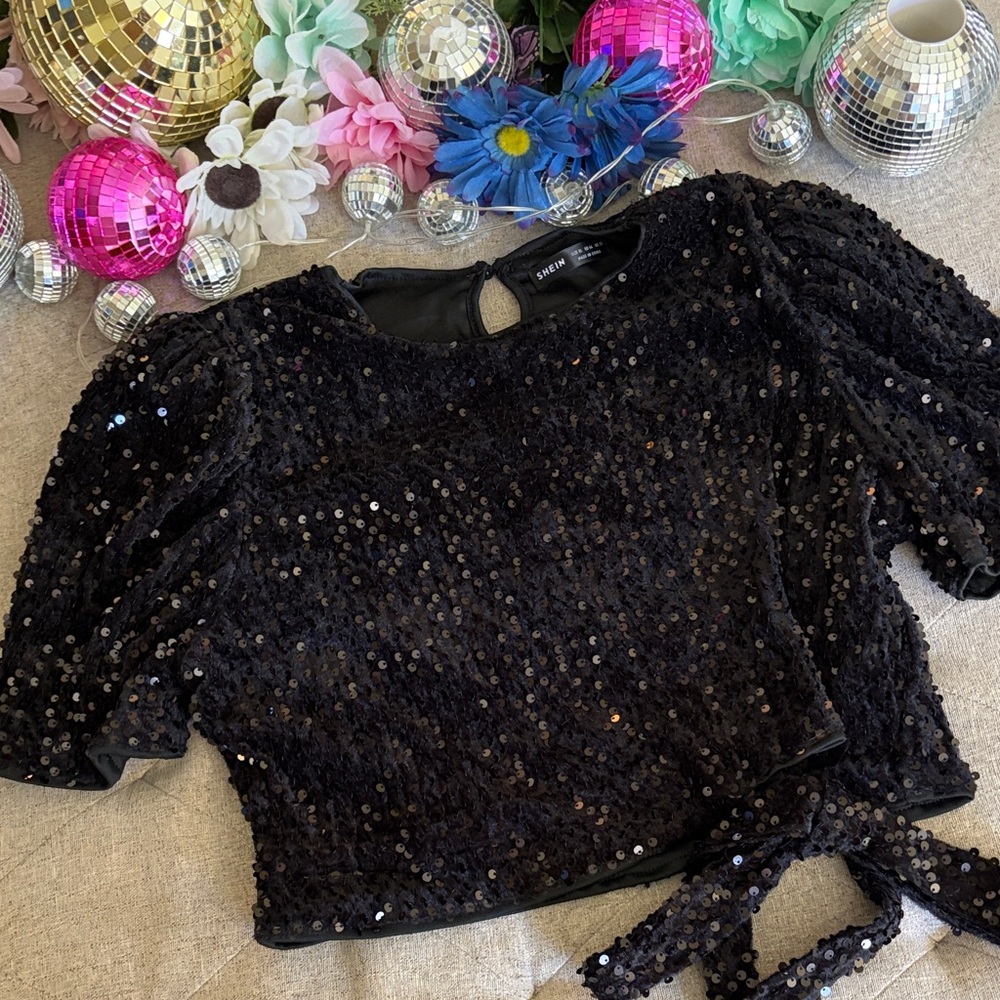 Sequin Tie-Front Crop Top - Black - Picture 9 of 9